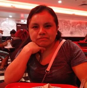 Meet your Posher, Josefa